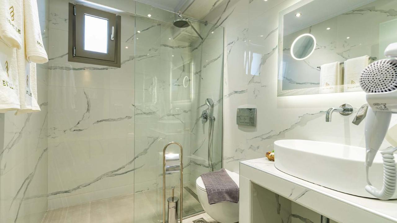 Estelle Family Luxury Apartments & Suites Геракини Экстерьер фото